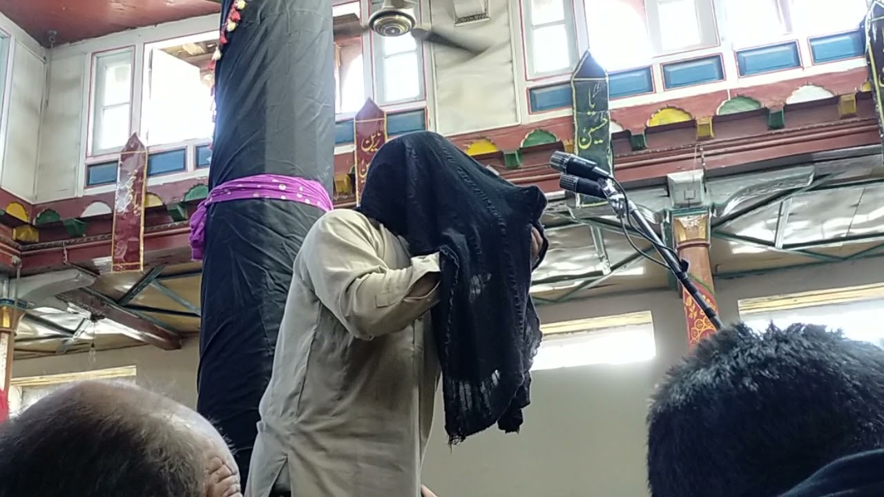 Balti Marsiya by Akhon Manzoor at Imam Barghah Kalan Skardu 7th Muharram