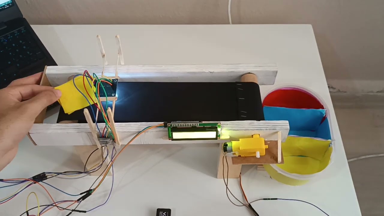 Renk ayırıcı konveyör bant Bitirme Projesi