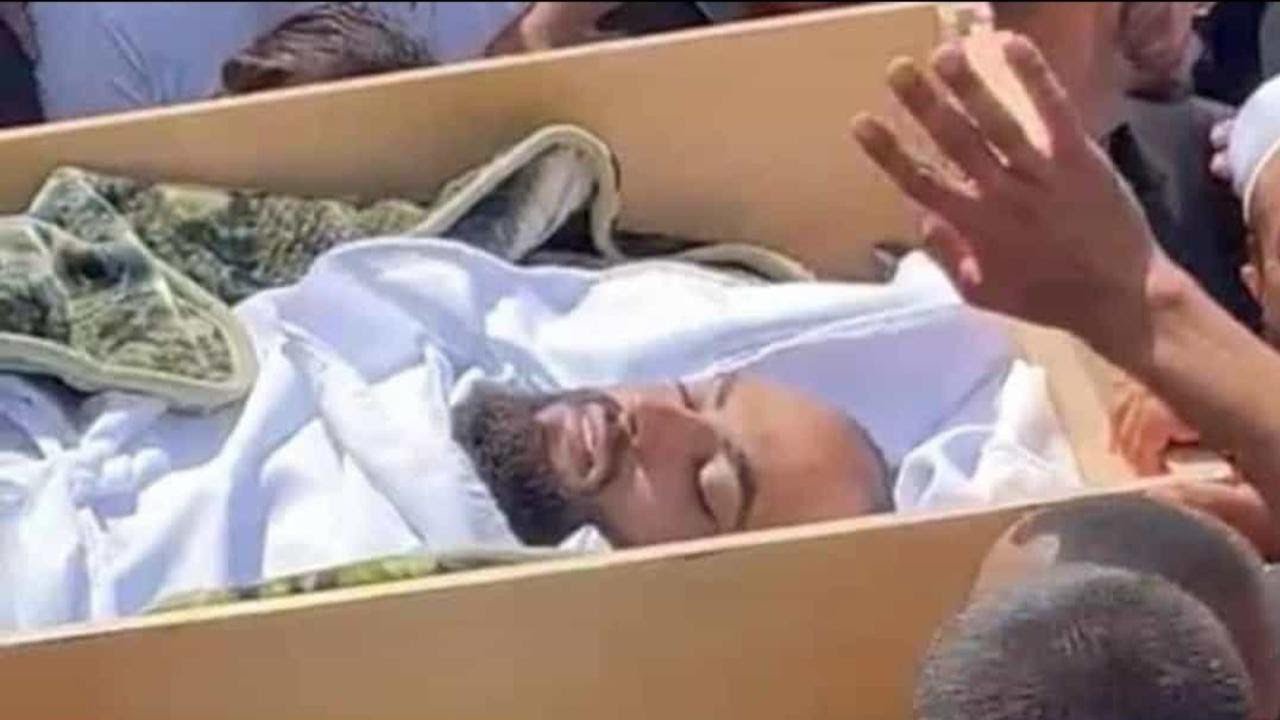 خطبة مؤثرة جداً للشيخ: محمود زكريا حفظه الله تعالى قبل دفن ابنه محمد @tableegi.nafe.ethbat