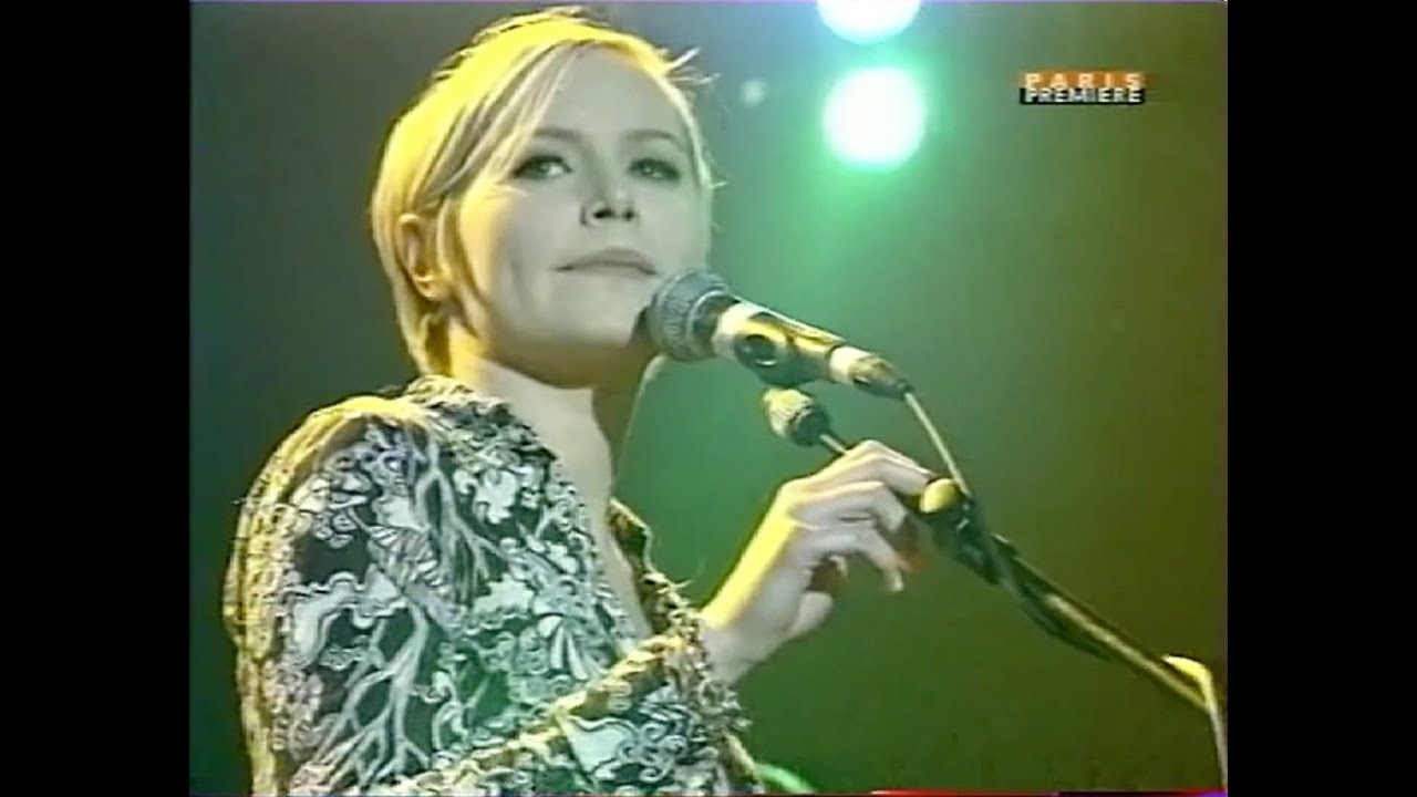 The Cardigans, Live on the NME Brat Bus Tour, 1996, UK