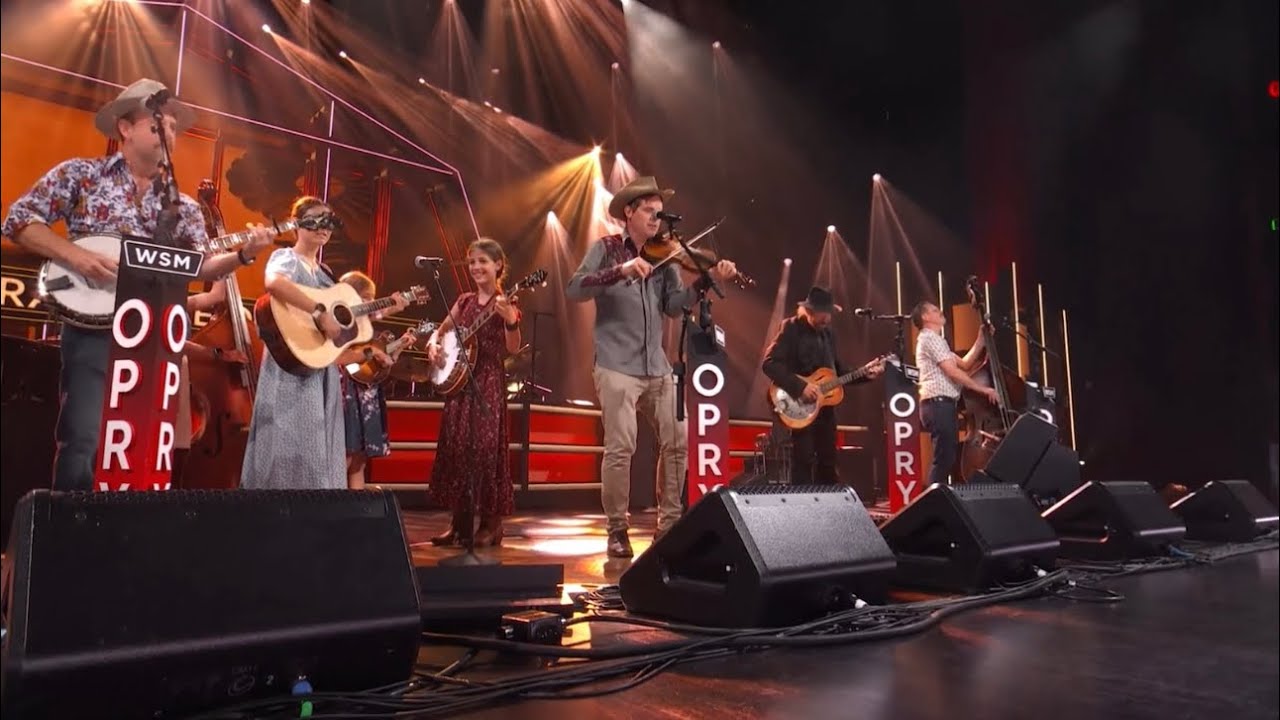 Our Grand Ole Opry Debut - Wagon Wheel | playing with the old crow medicine show 