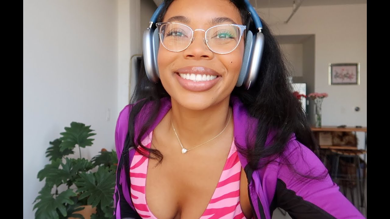 Weekly Vlog # 61: Cowgirls Gotta Cope!