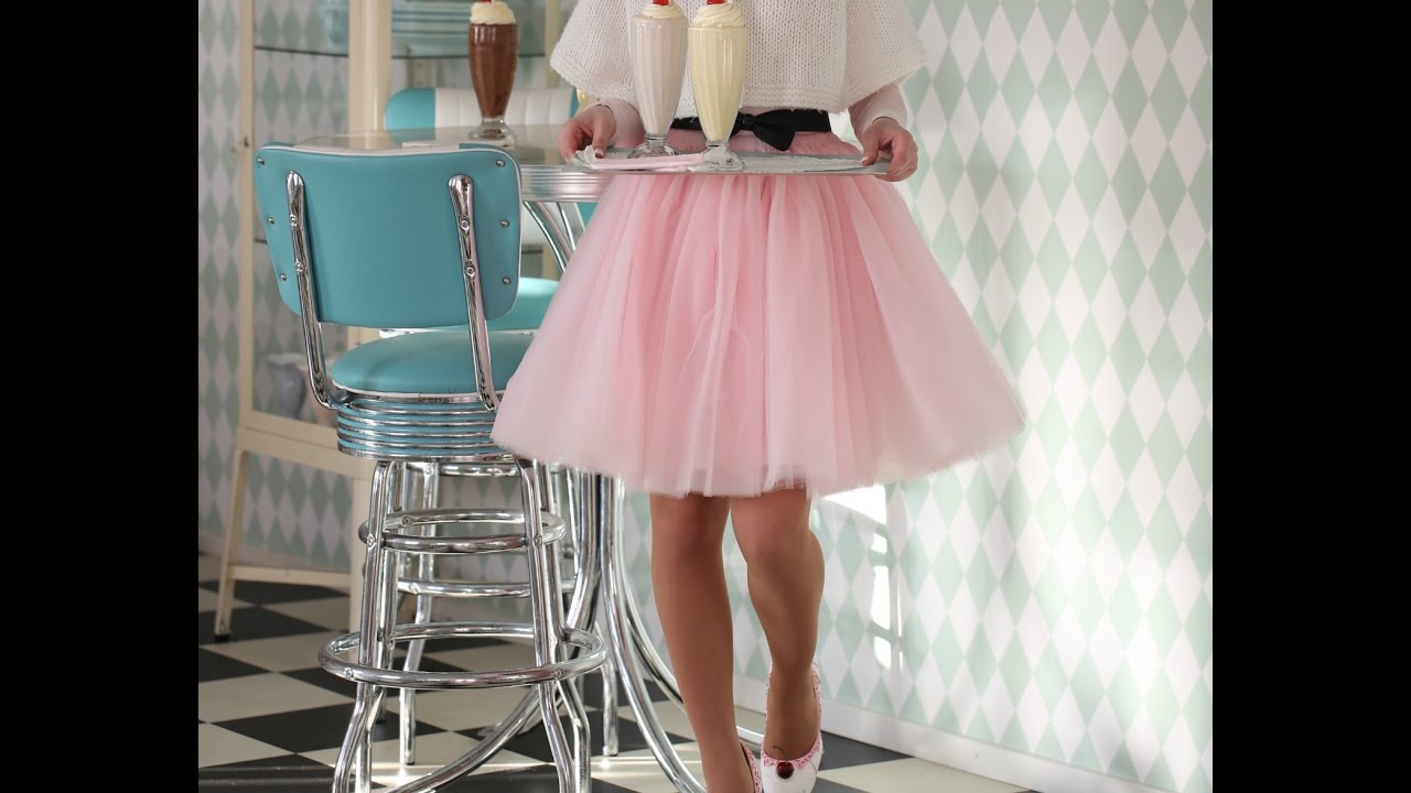 MILKSHAKE AND MOCCA FRAPPUCCINO, EP 8, MANUELA’S DINER