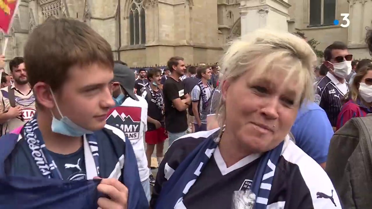 Girondins de Bordeaux : près de 2000 supporters manifestent pour un changement de direction