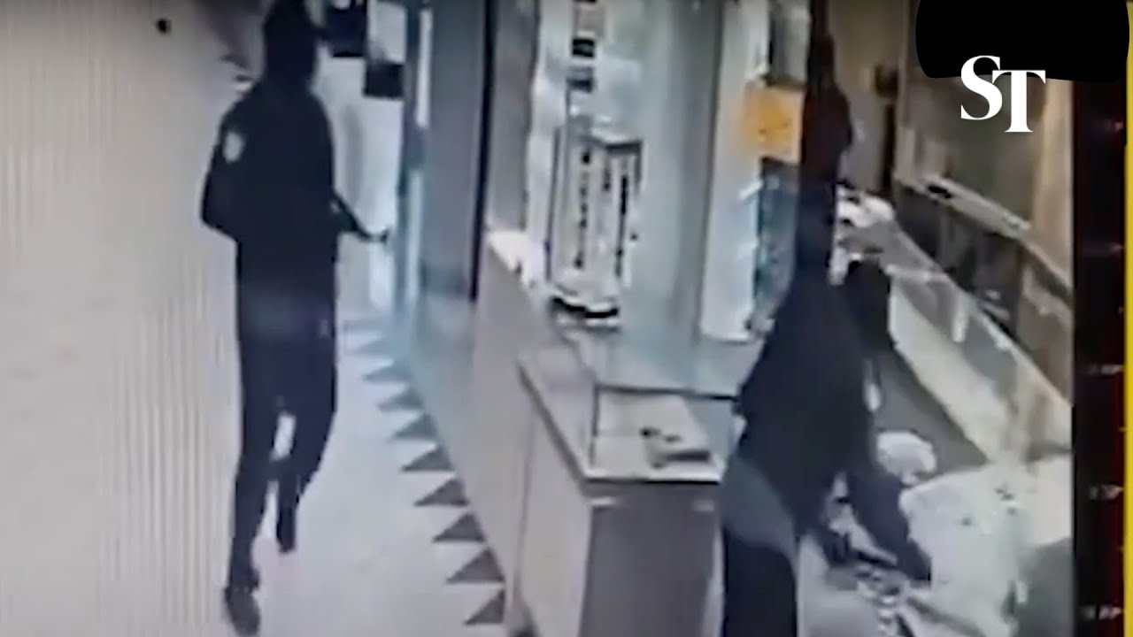 Malaysia: Police on the lookout for four masked robbers