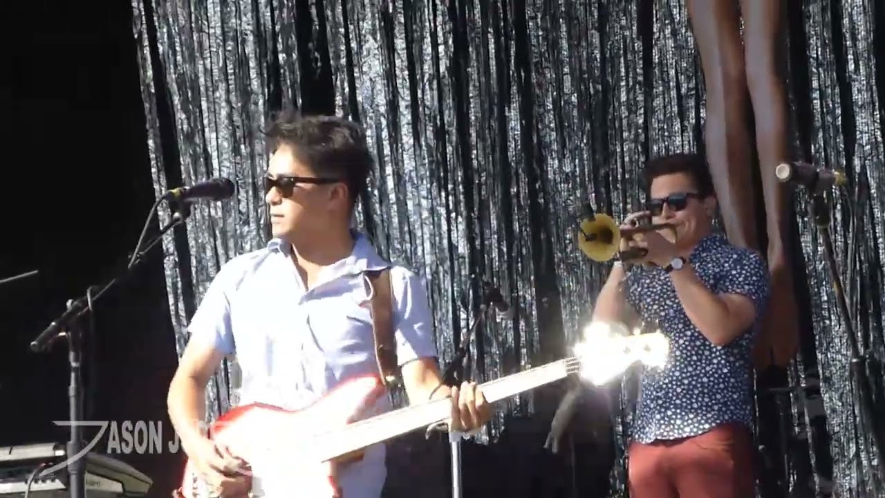 Saint Motel - Benny Goodman [HD] LIVE Voodoo Fest 10/29/2016