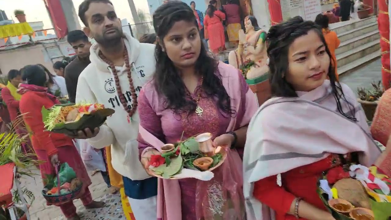 महाशिवरात्रीमा बुटवल नयाँगाउँ स्थित मुक्तिनाथधाम मा लागेको भक्तजनको घुइँचो