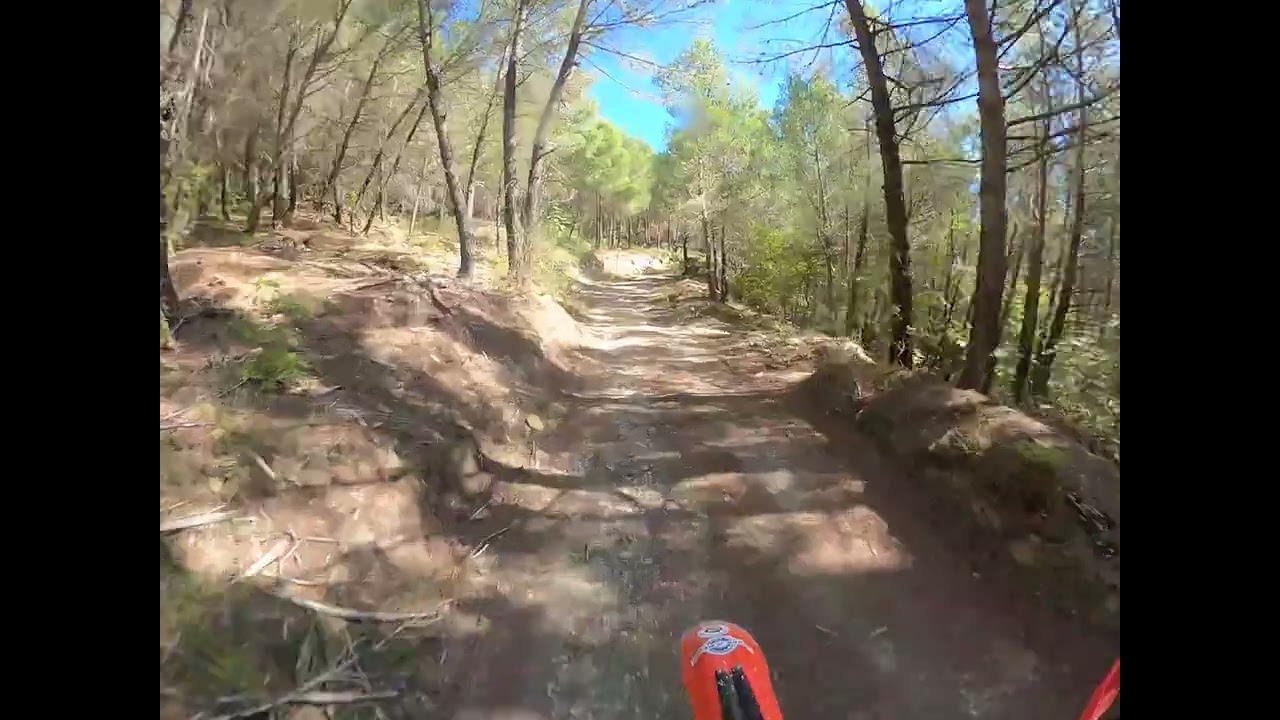 👉 Enduro Vero: Fango, Mulattiere e Adrenalina #offroadjourney  #enduroroutes #advbikeitaly