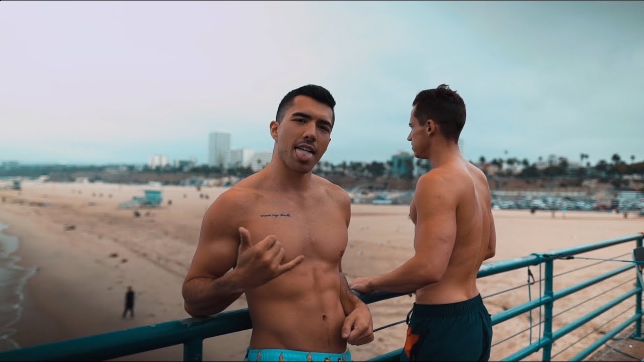 BOYFRIEND ADVENTURE TO SANTA MONICA