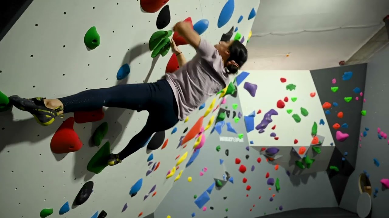 How to Climb Overhangs at Climb Fit Macquarie