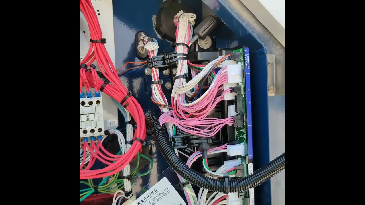 Cómo bajar información a un MICROLINK 5 UR CARRIER