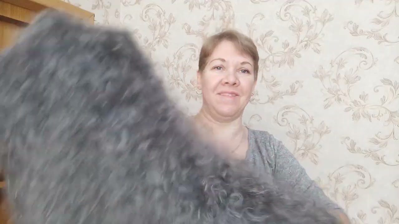 Теплые серые пуховые косынки с красивым козьим пухом.Широкий ассортимент.+79030300712