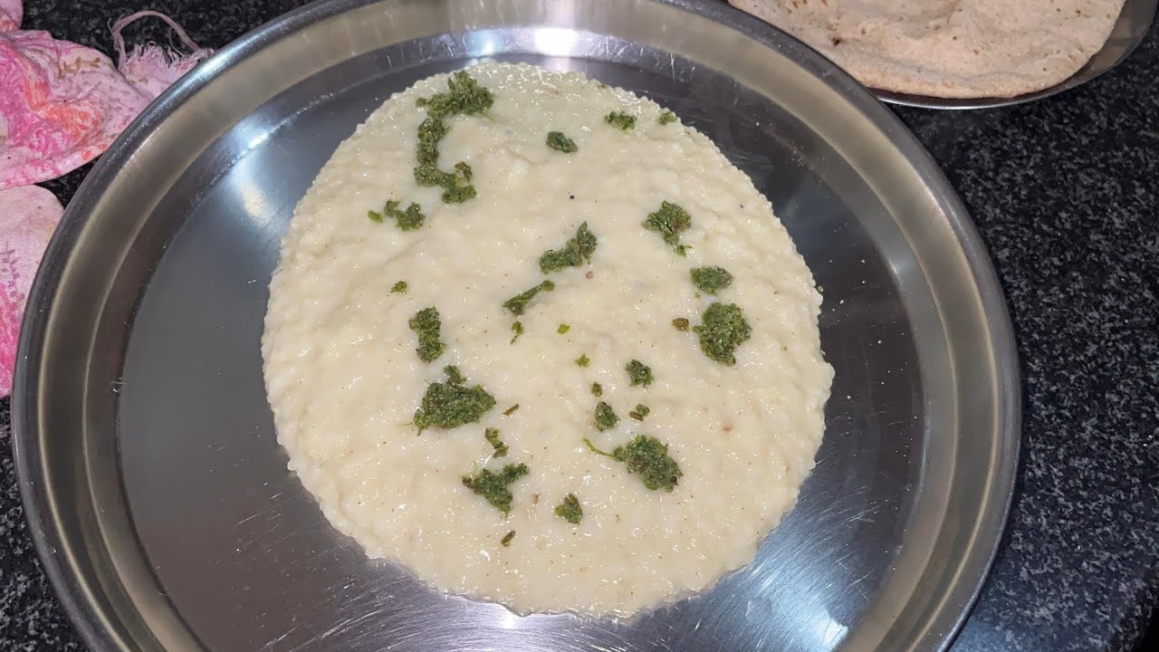 हमारे गढवाल की बहुत  ही स्वादिष्ट पकवान पल्यो (छंछेरा)  बनाया है आज हमने 😋👌