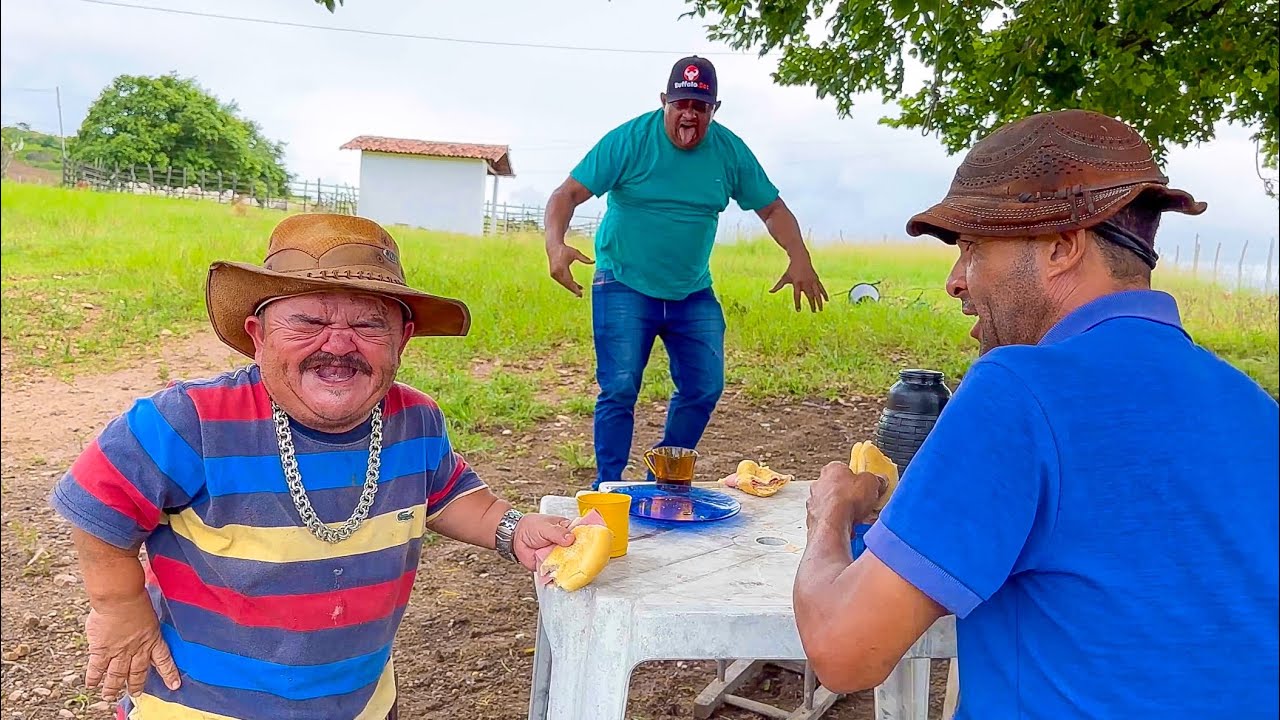 PILILIU COLOCA PIMENTA NO PÃO DE BIRÓ | PILILIU DA RESENHA