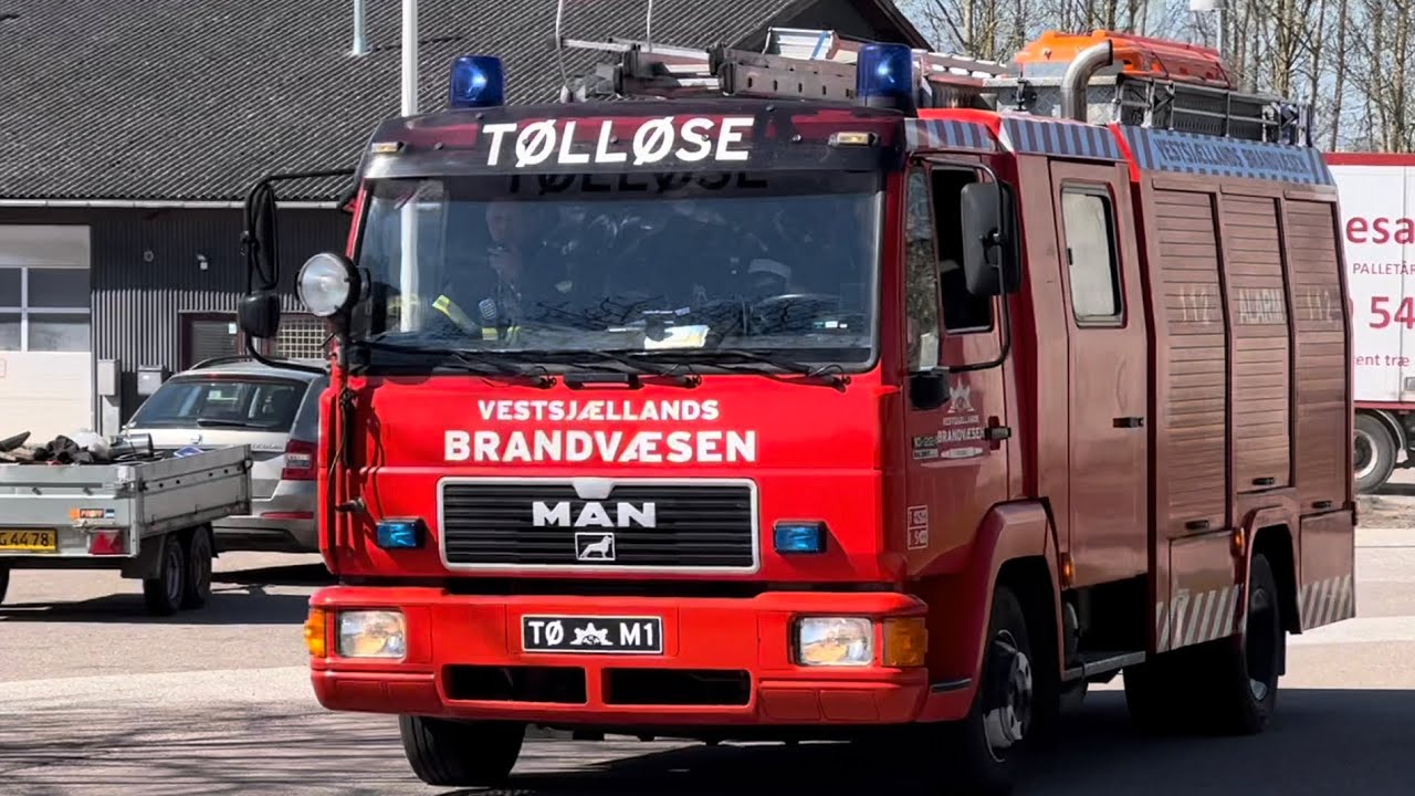 Vestsjællands brandvæsen (TØM1) (HBM1) automatisk brandalarm brandbil i udrykning