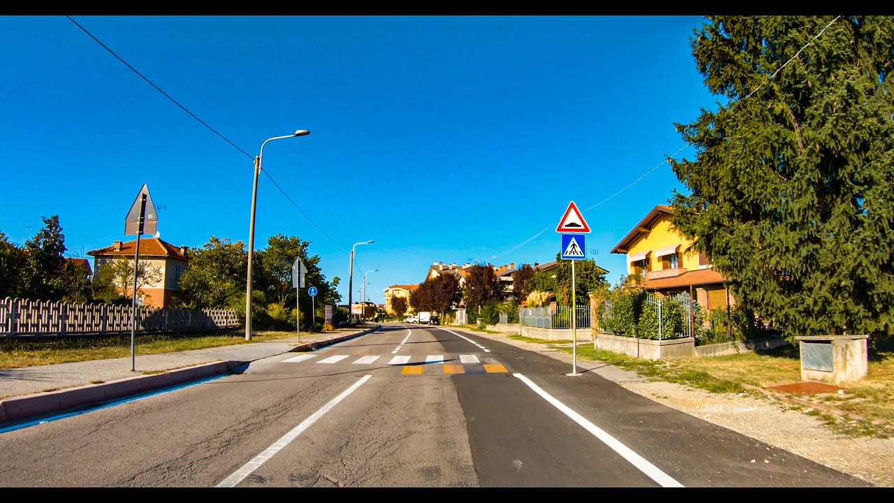 [4K] Driving Cuneo, Italy