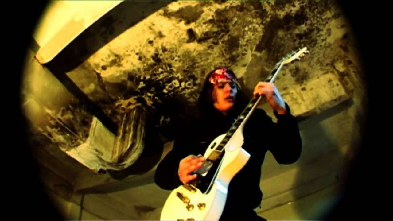 NO REACTIVO - La tristeza de no estar (Videoclip oficial)