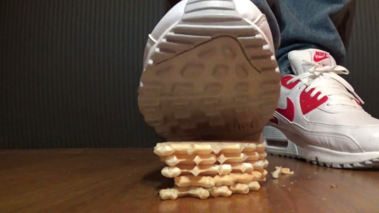 Nike Air Max 90 stomp waffles