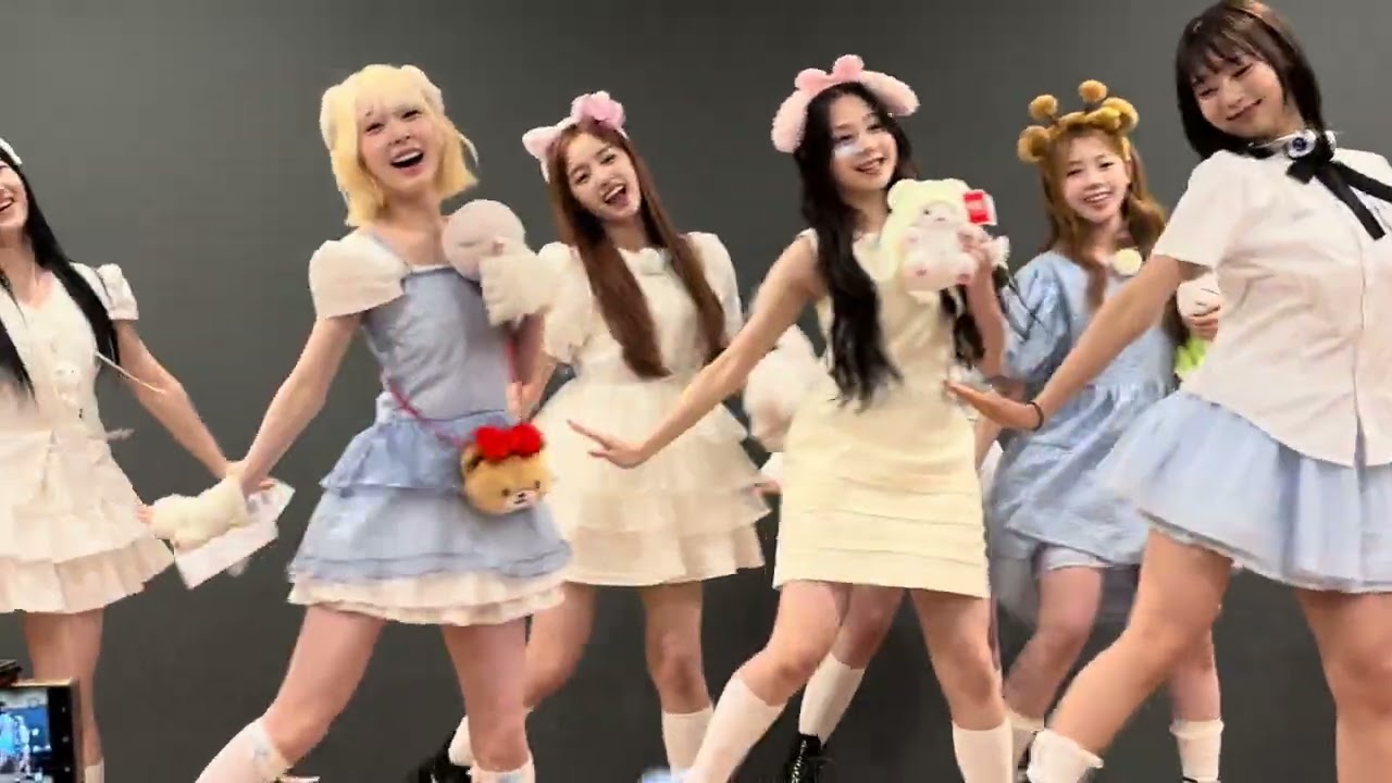 유니스 unis 스위시 swicy 밀리언뮤직 20250518 fansign 무대