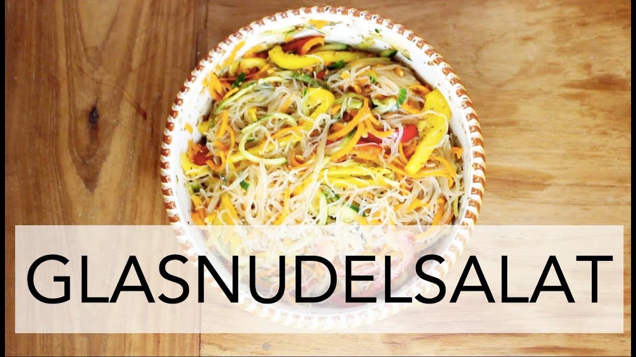 Chinesischer Glasnudelsalat ohne Sojasprossen / Party Gericht / gesunde asiatische vegane Küche