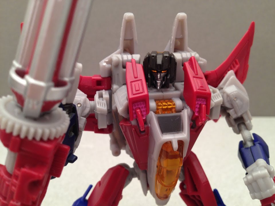 FALL OF CYBERTRON STARSCREAM TRANSFORMERS GENERATIONS REVIEW