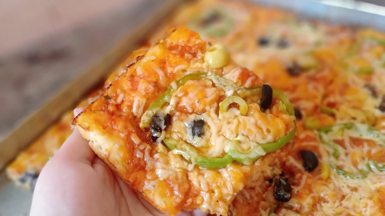 Pizza végétarienne 🍕👌بيتزا صيفية 🤩بعجينة خفيفة سهلة🤗 بدون عجن بدون تعب