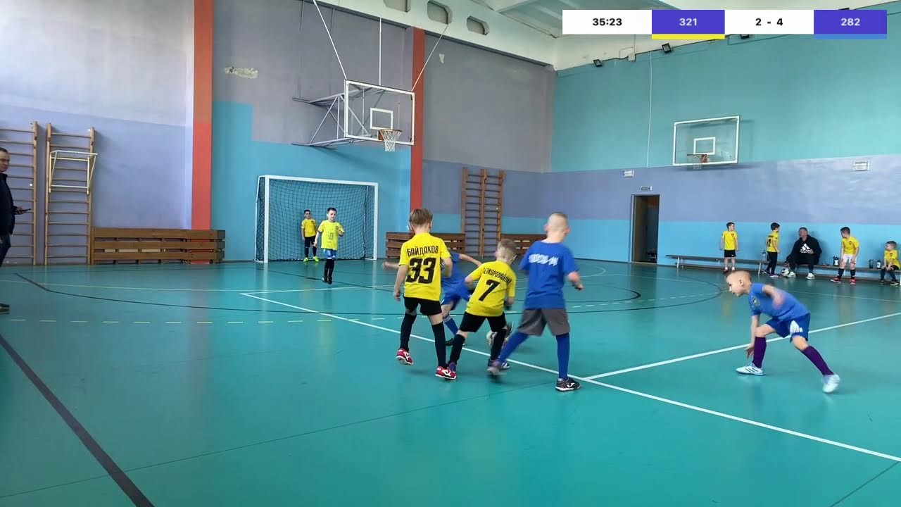 4 + 1 | 2019 | КДЮСШ-14-СШ-321 vs КДЮСШ-14-СШ-282 | Superleague Cup | Київ | 14.03.2025
321 VS 282