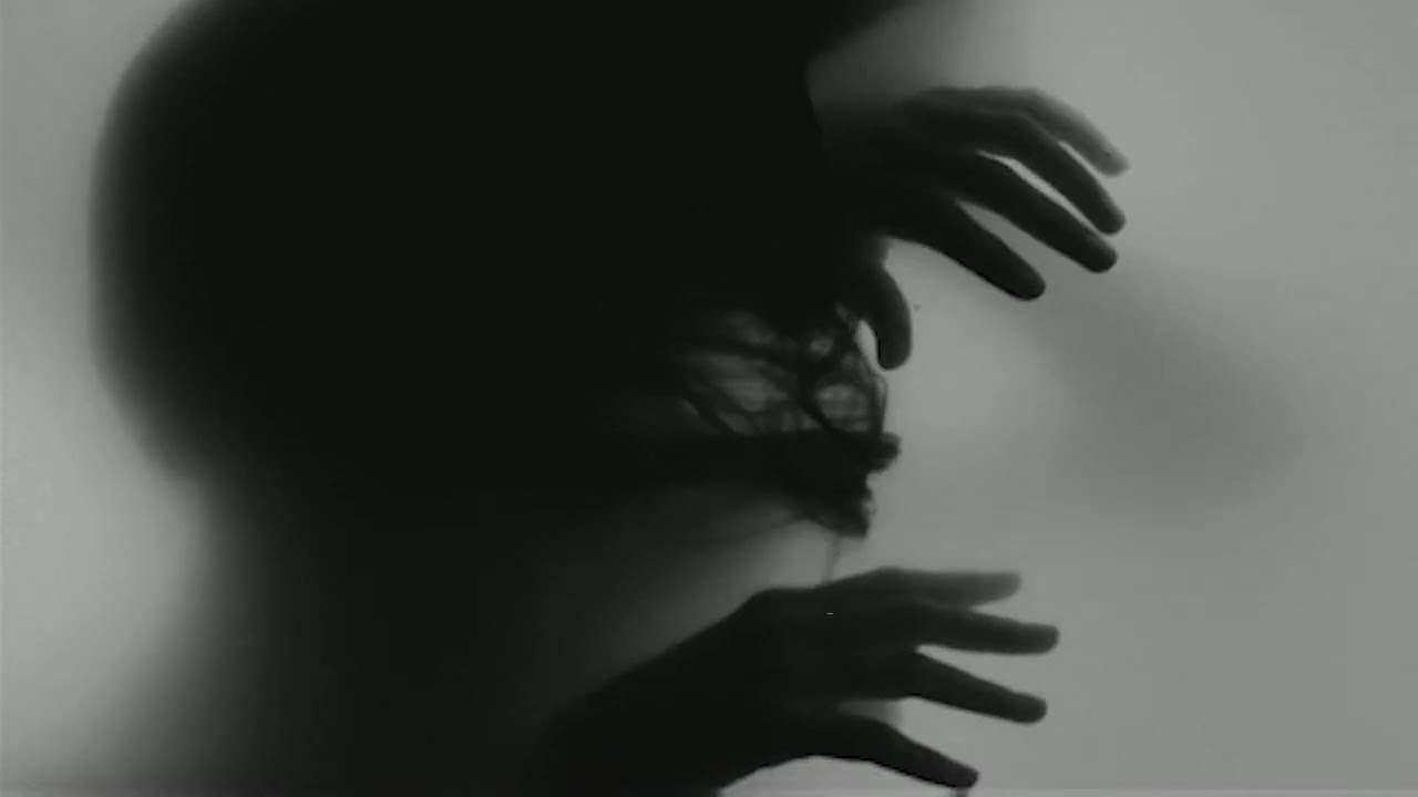 Nuit - Oscuro