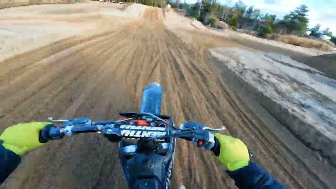 URINGE MX 17 NOVEMBER