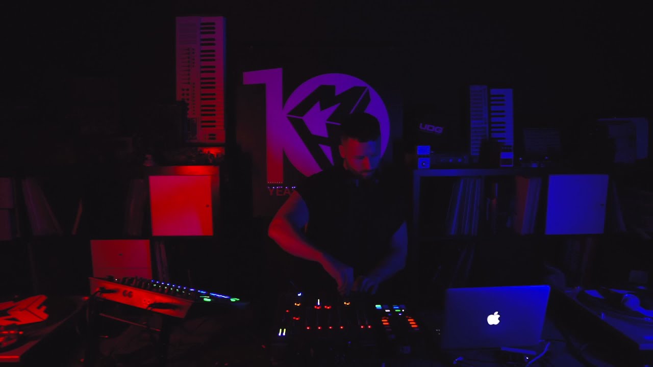 VIKTOR___ABAI X Studio Hybrid DJ Set