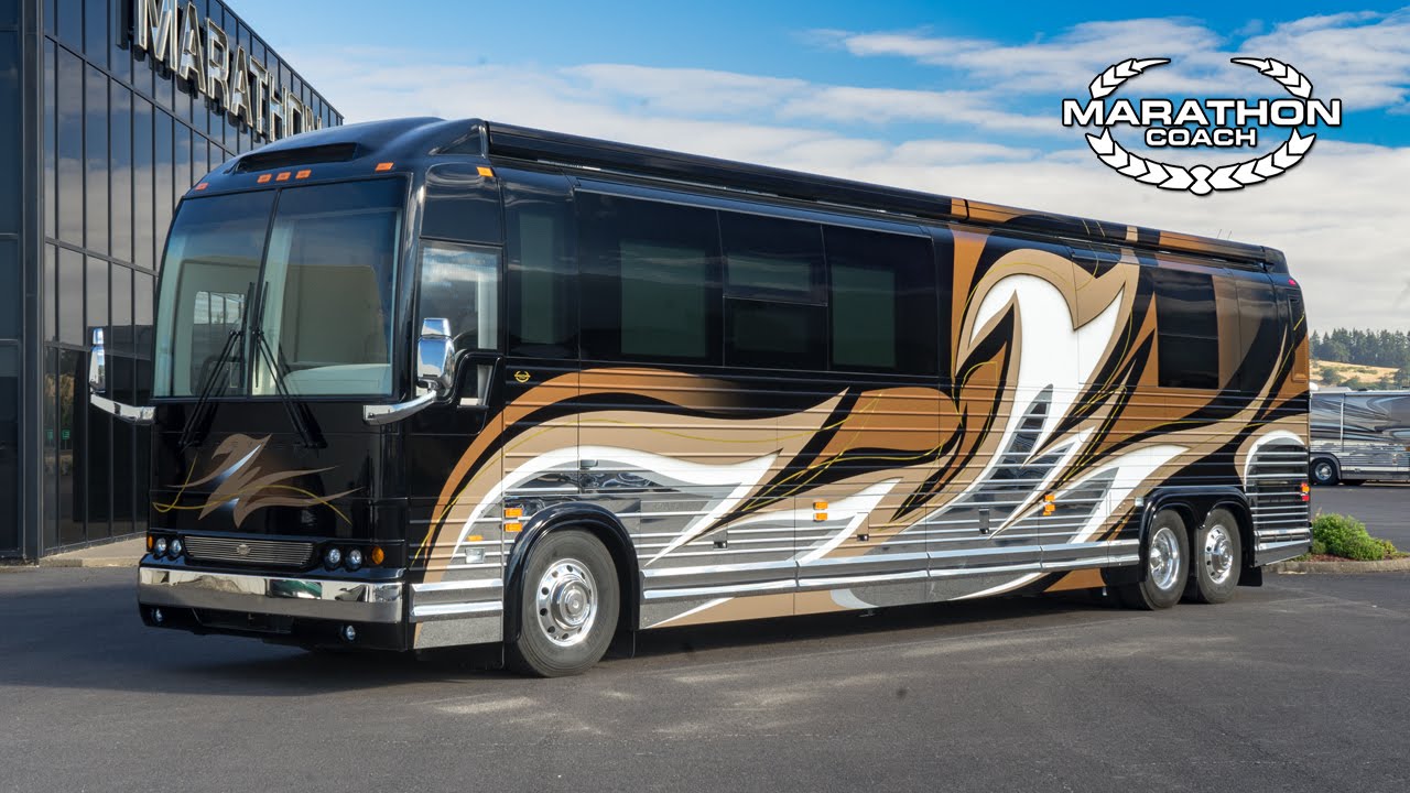 Marathon Coach Show Coach #1250 Prevost X3-45 Double Slide