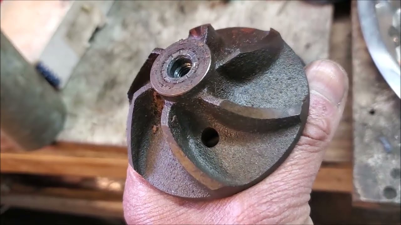 Triumph Stag - Water Pump