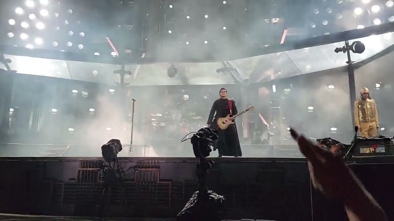 Rammstein - Entrada - Armee der Tristen | Foro Sol México | 4 Octubre 2022
