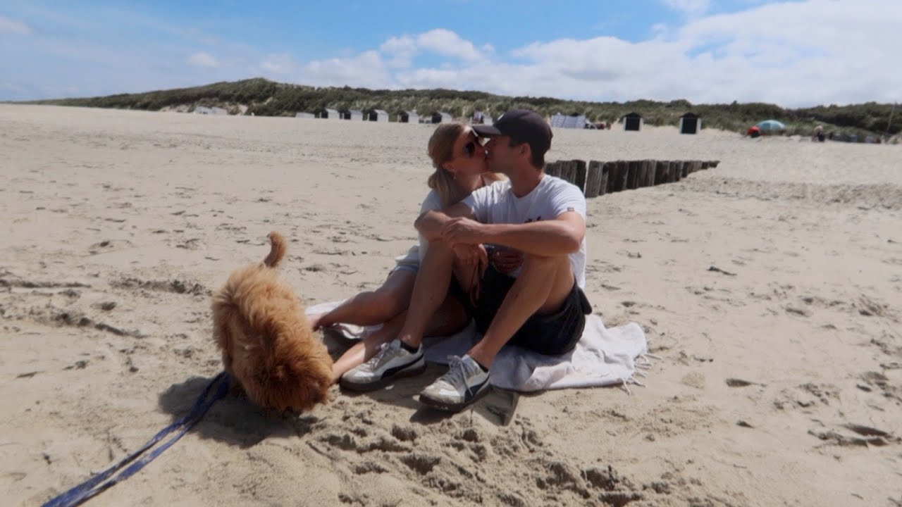 Eerste caravan vakantie met puppy | Zeeland
