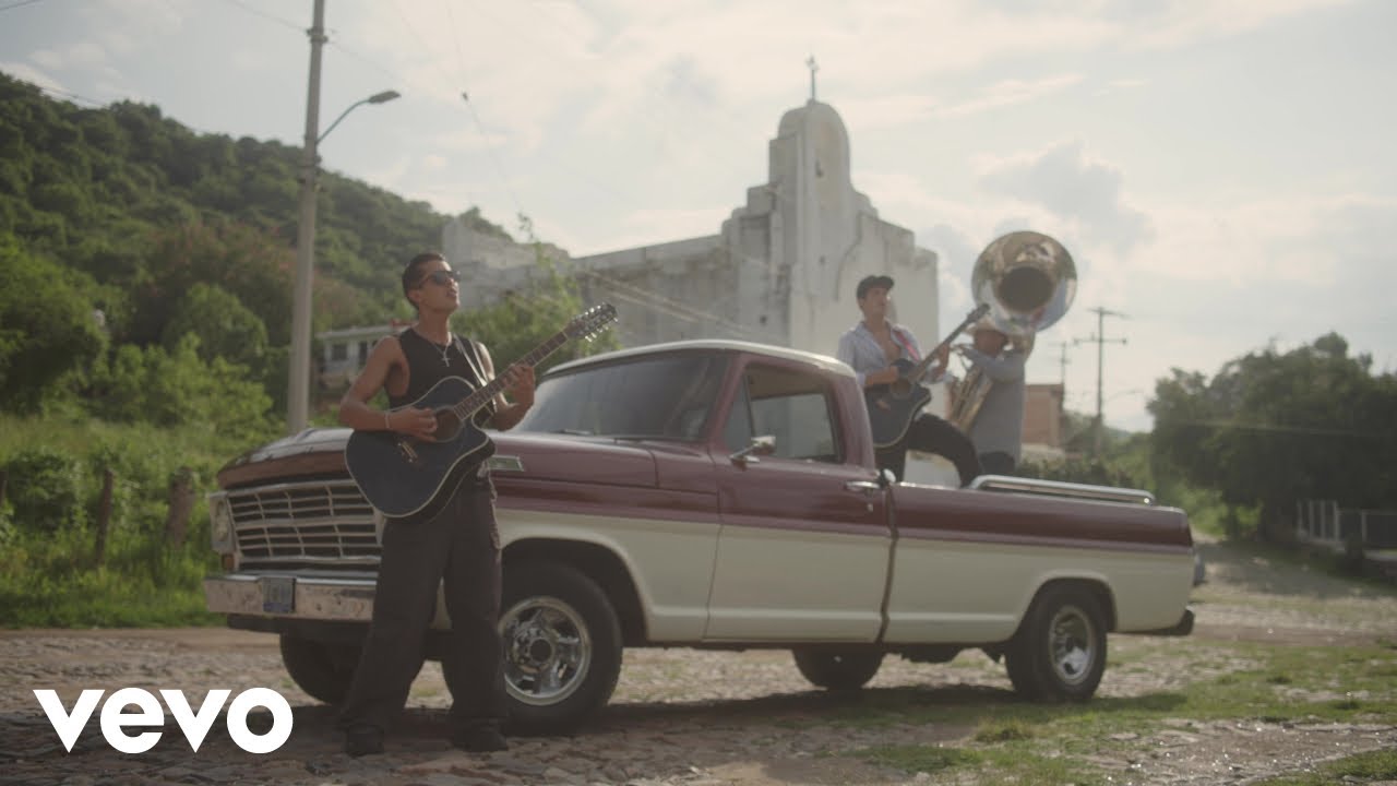 Luis Sandoval - Moneda Al Aire (Video Oficial)