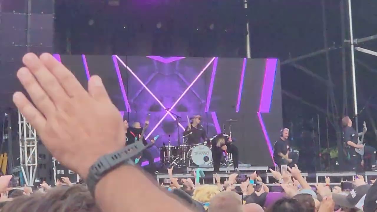 Electric Callboy - Tekkno Train (Live at Blue Ridge Rock Festival 2023)