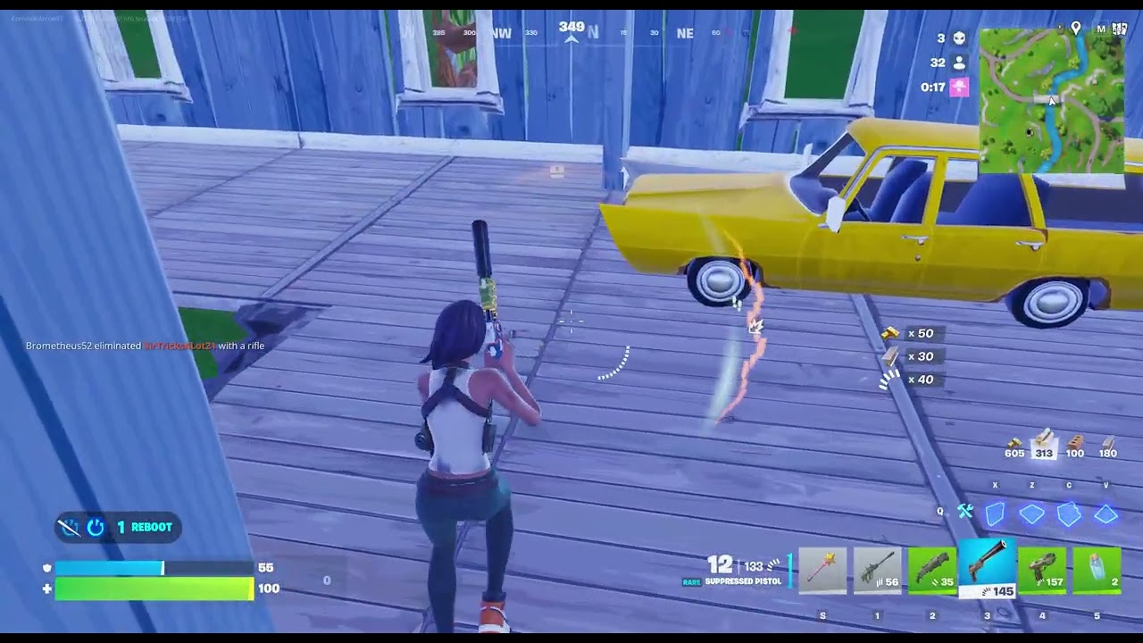 PLAYING FORNITE