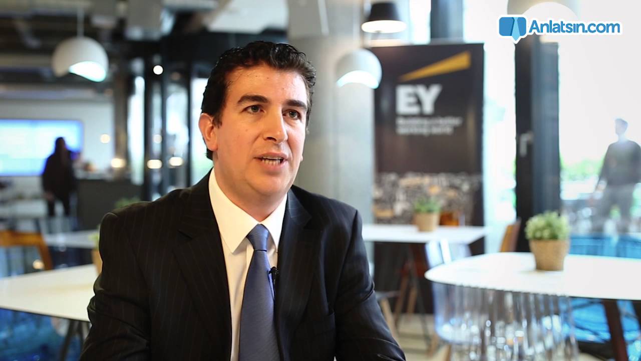 EY Türkiye'de hangi bölüm ve üniversite mezunları çalışıyor?
