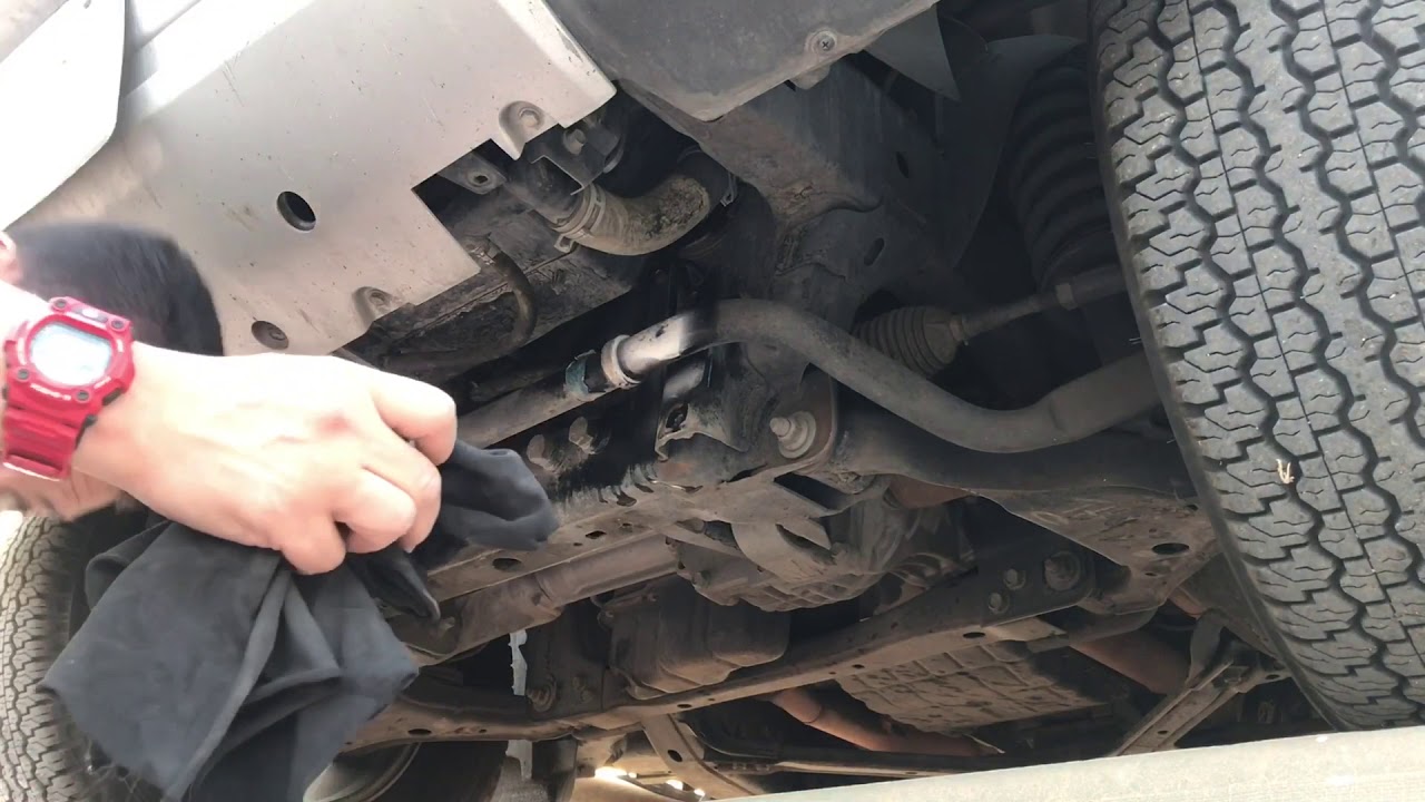 تبديل جلبة عمود الاتزان لسيارة اكستيرا 2011 ،، Nissan Xterra stabilizer pushing bar kit replacement