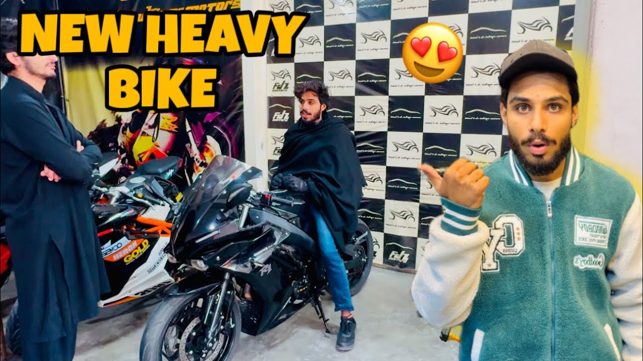 New heavy bike lena showroom gaye 😍 | knsi bike le rha hu