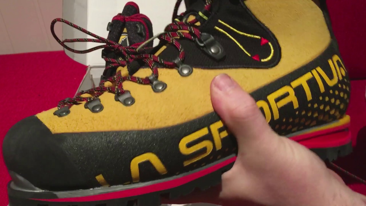 Unboxing of La Sportiva Nepal Cube GTX