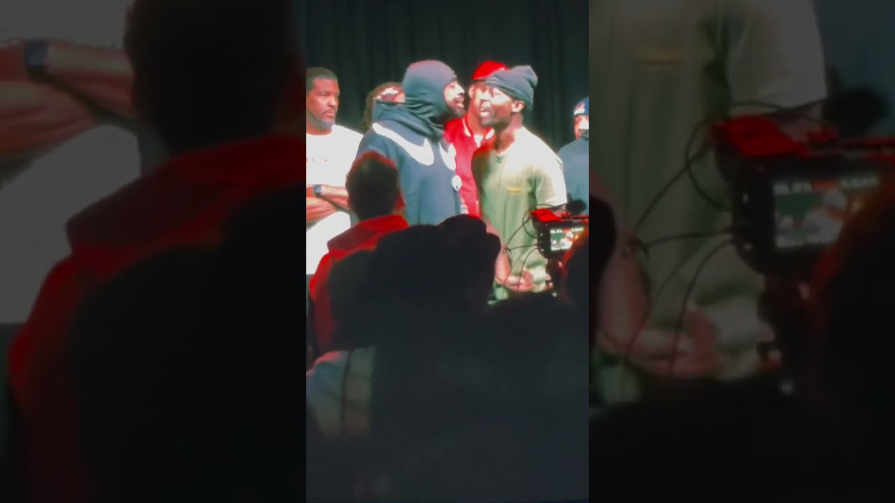 Tay Roc ALMOST fights Stumbles &ldquo; Two Switches, 100 Shots&rdquo;😳 #shorts #tayroc #url