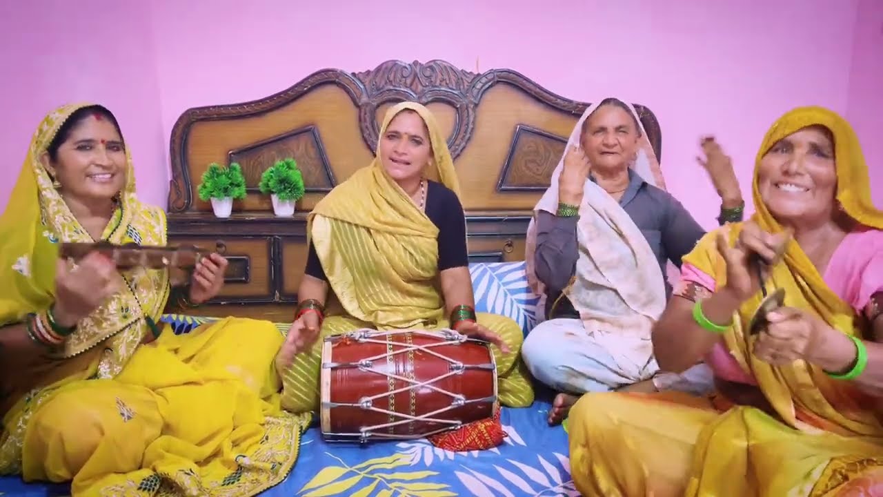  💐satsang bhajan☘️सासु स्पेशल🙏🏻भगतिन भयी सासु जपै माला🙏🏻!! श्री राधिके!!@shriradhike #bhajan#kirtan
