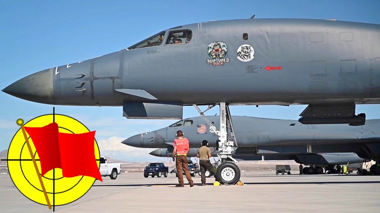 ВВС США. Мощные стратегические бомбардировщики B-1B Lancer во время учений Red Flag