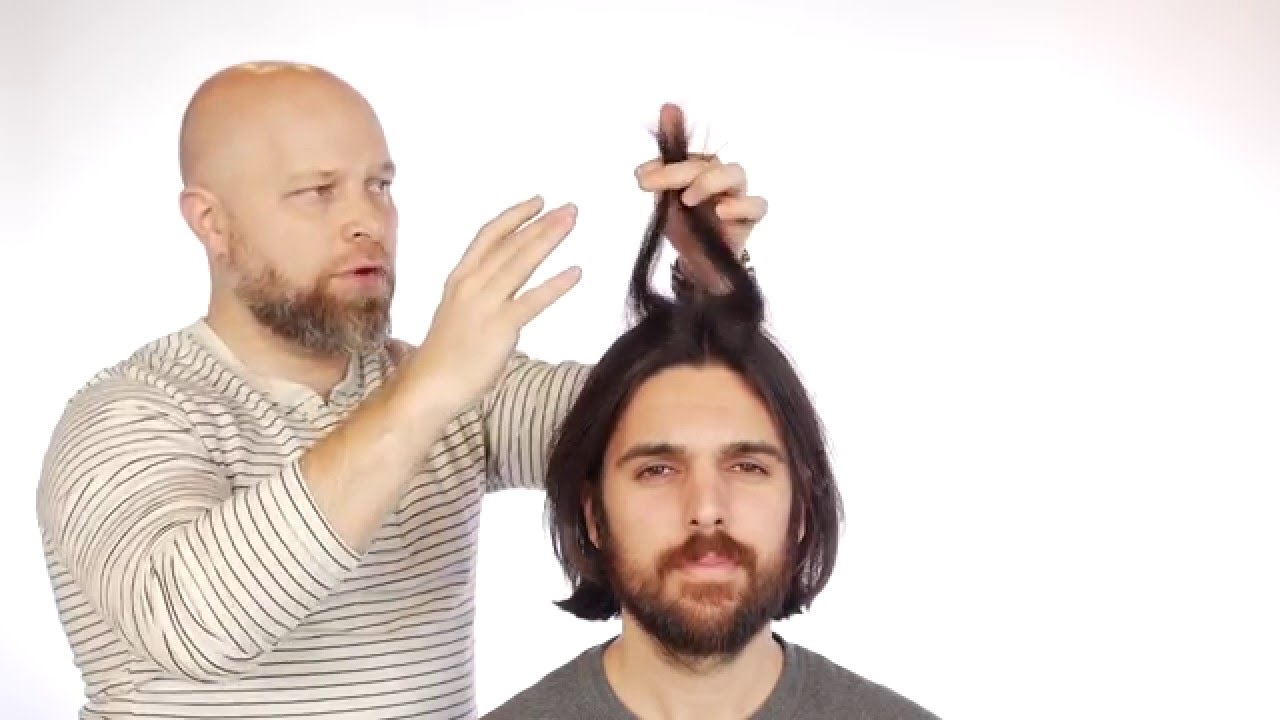 Men's Medium Length Haircut Tutorial - TheSalonGuy