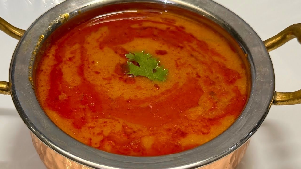 தக்காளி குருமா சாதம், இட்லி தோசை சப்பாத்தியுடன் அருமை/Tomato kulambu/Tomato kurma recipes in Tamil