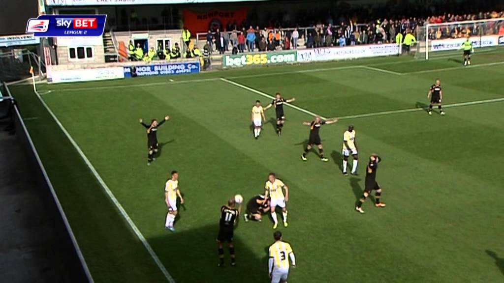 Torquay United vs Newport County - League Two 2013/14