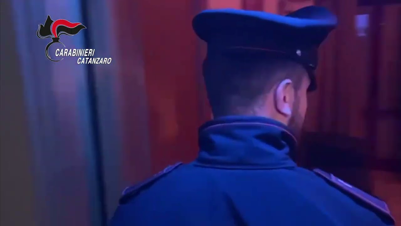 Sfruttamento della prostituzione, tre arresti dei Carabinieri di Soverato