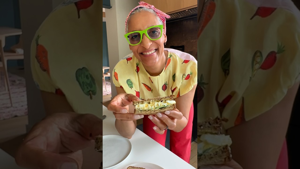 How to make the creamiest egg salad ever! Delicious recipe with a chef tip. #food