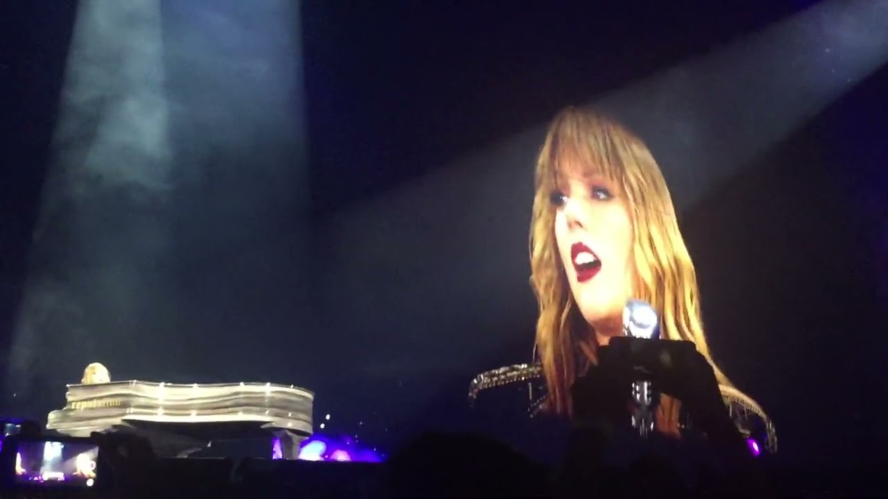 Taylor Swift - Long Live & New Year's Day | 2018 reputation Stadium Tour